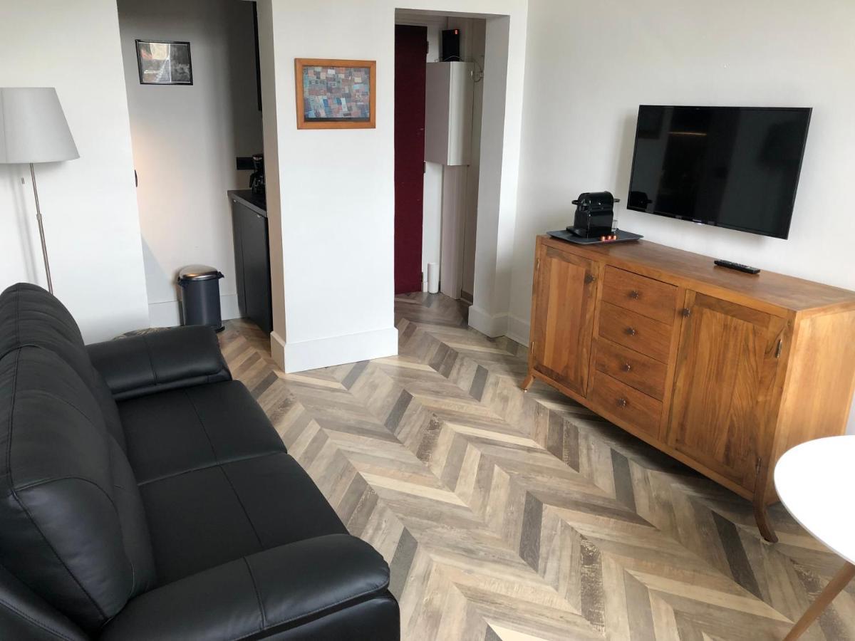 Superbe Appartement Independant En Centre Ville ヴィシー エクステリア 写真